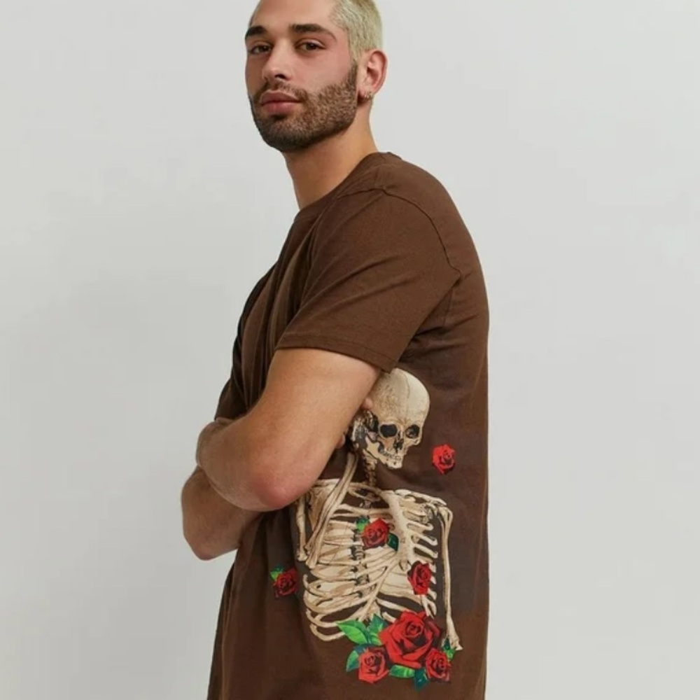 Skellington & Roses Side Print Shirt- Size XL
